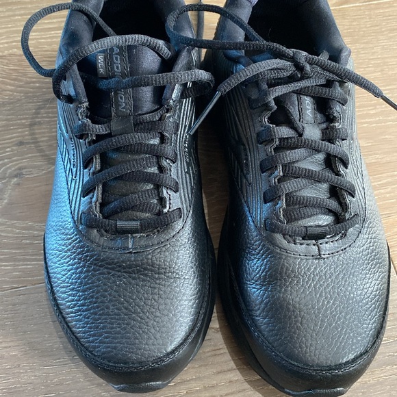 LAST CALL BEFORE I REMOVE THIS LISTING Brooks Women’s Addiction Walker - Picture 3 of 6